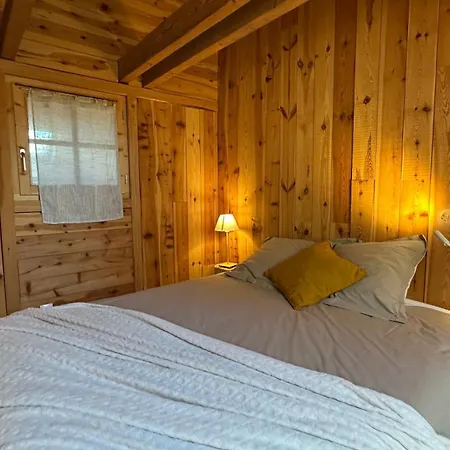 Magnifique En Bord De シャレー Devesset