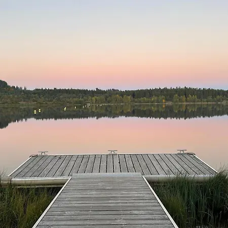Magnifique En Bord De Chalet