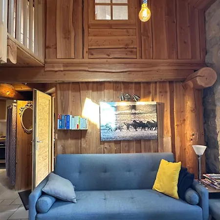 Magnifique En Bord De Chalet Devesset